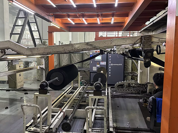 內飾材料生產線水冷式冷熱一體機